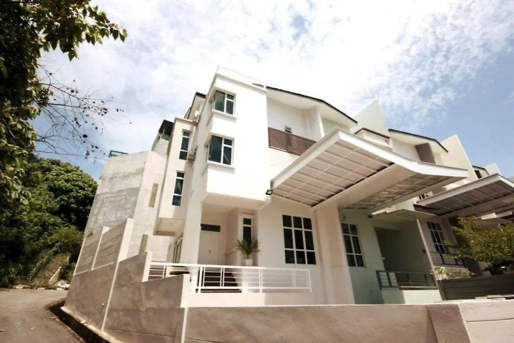 Villa Shamrock Breeze Villa: Coastal Haven For 29 Guests Batu Ferringhi Malásia